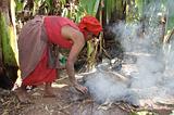 Ethiopia - Preparazione del kotcho pane tradizionale - 06